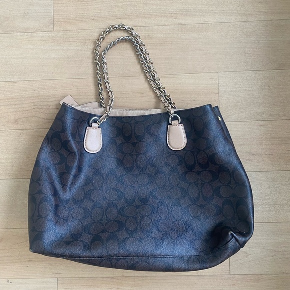 Used brown leather coach bag with gold chain strap - Picture 2 of 2